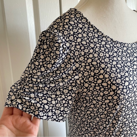 Lark & Ro Floral Liquid Knit Dress Women’s 12 Navy White Slinky Fit & Flare EUC - Picture 5 of 13